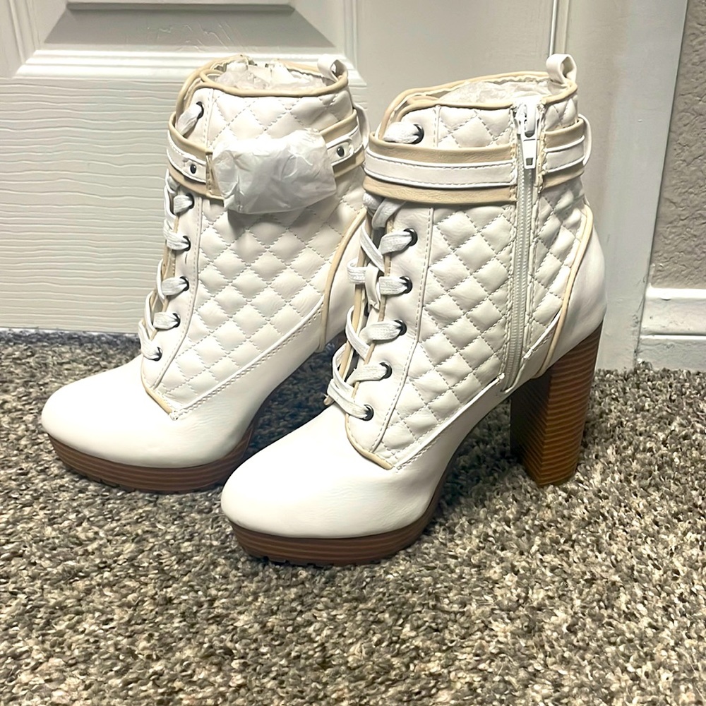 Women’s High Heeled Booties
